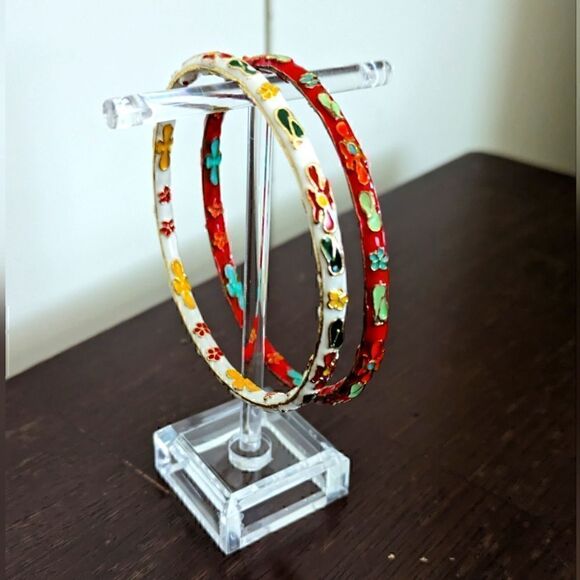 3/$30 Stunning 2.75" Vintage Cloisonne Red and White Floral Bangle Bracelet Set - Picture 1 of 11